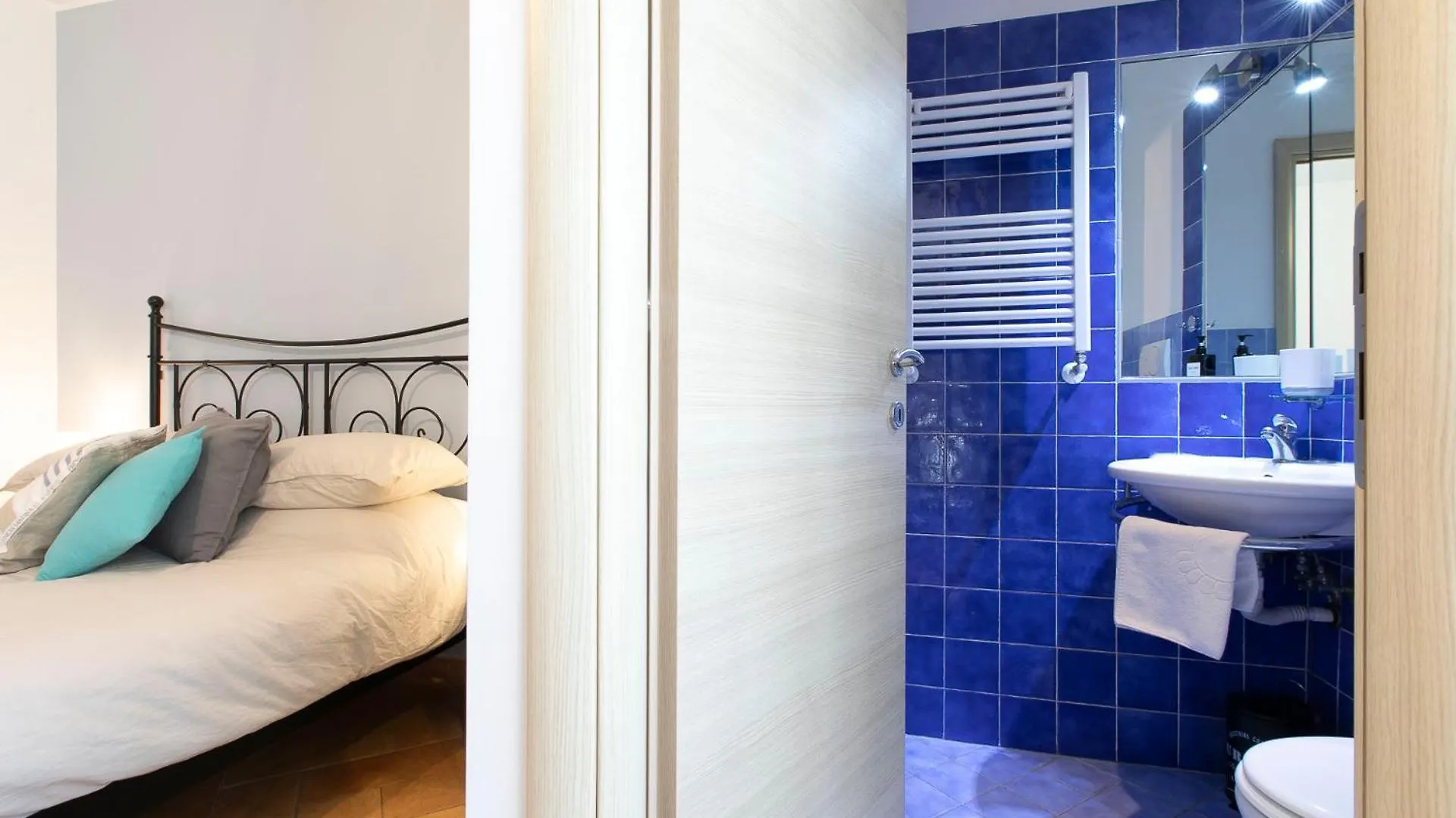 Alchimia Friends And Family 3 Bedrooms 3 Bathrooms ローマ 0*,  イタリア